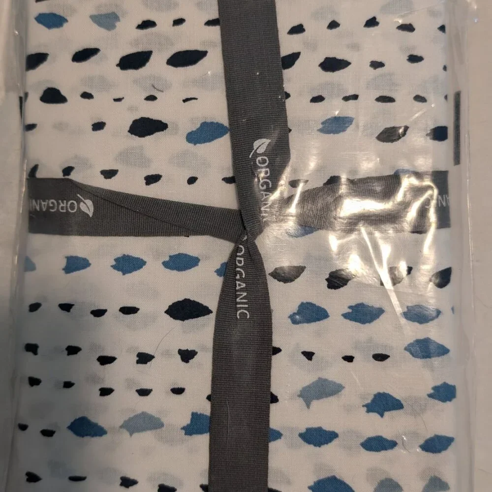 West Elm Organic Pebble Dots Pillowcase, Standard, Set of 2 - Midnight - NWT